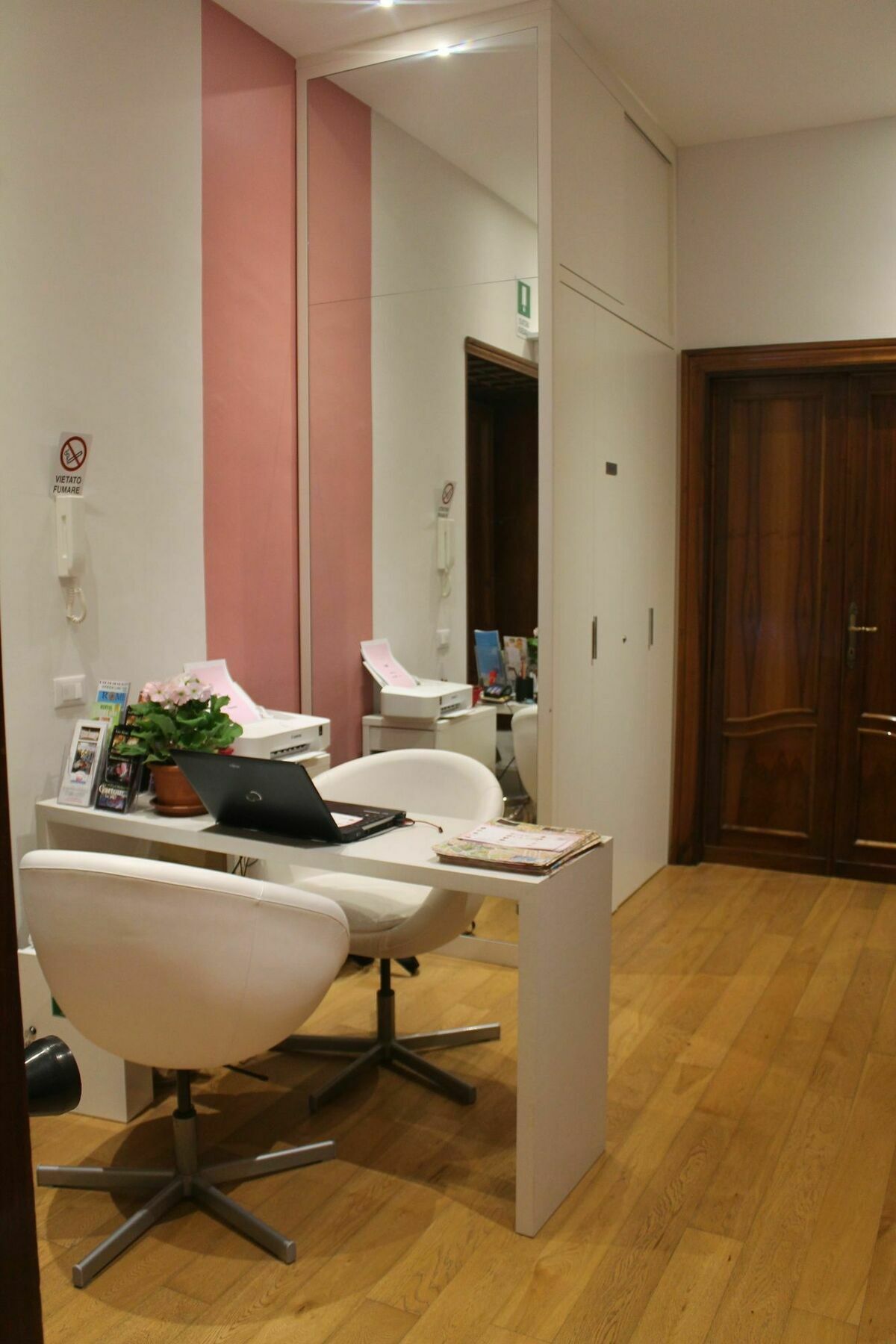 Sofia'S Suites Guesthouse Rom Eksteriør billede